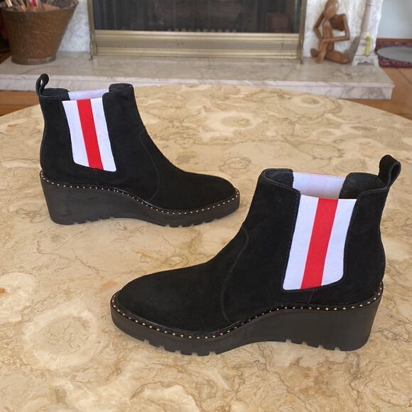 NWOT Cecelia Gemma Leather Wedge Booties Size 8 - Picture 5 of 13